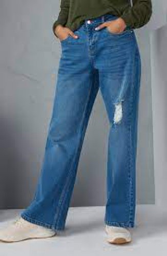 AKA CHIC Womens Skinny Jeans